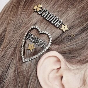 JaDior Hair Clips X 2